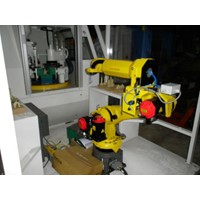 Small robot FANUC M201A   new